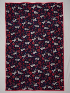 Cosy quilt or throw for cat lovers.